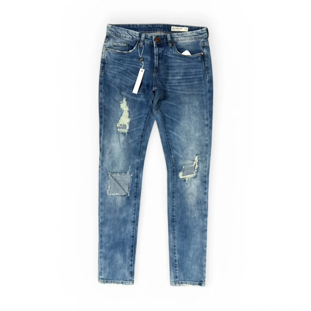 BLANKNYC SKINNY CLASSIQUE DISTRESSED LIGHT WASH CLASSIC DENIM JEANS **NWT**